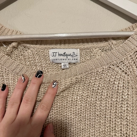 Boutique Top Size XL knitted shoulders - Picture 4 of 4